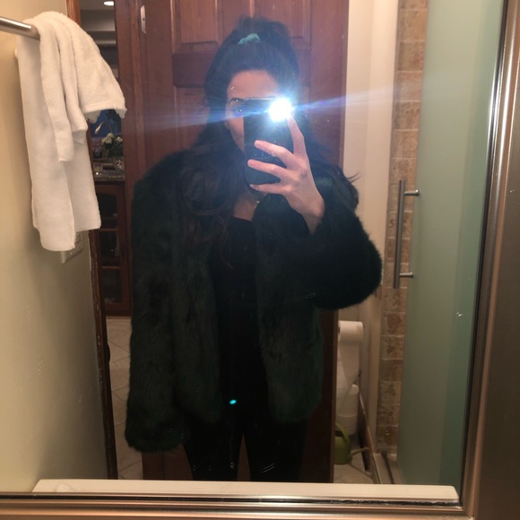 Green Fur Coat - Picture 5 of 6